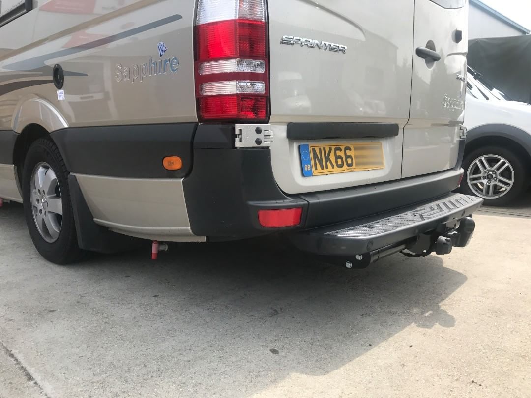 Mercedes Sprinter Fixed Flange (2/2) KCA Towbars